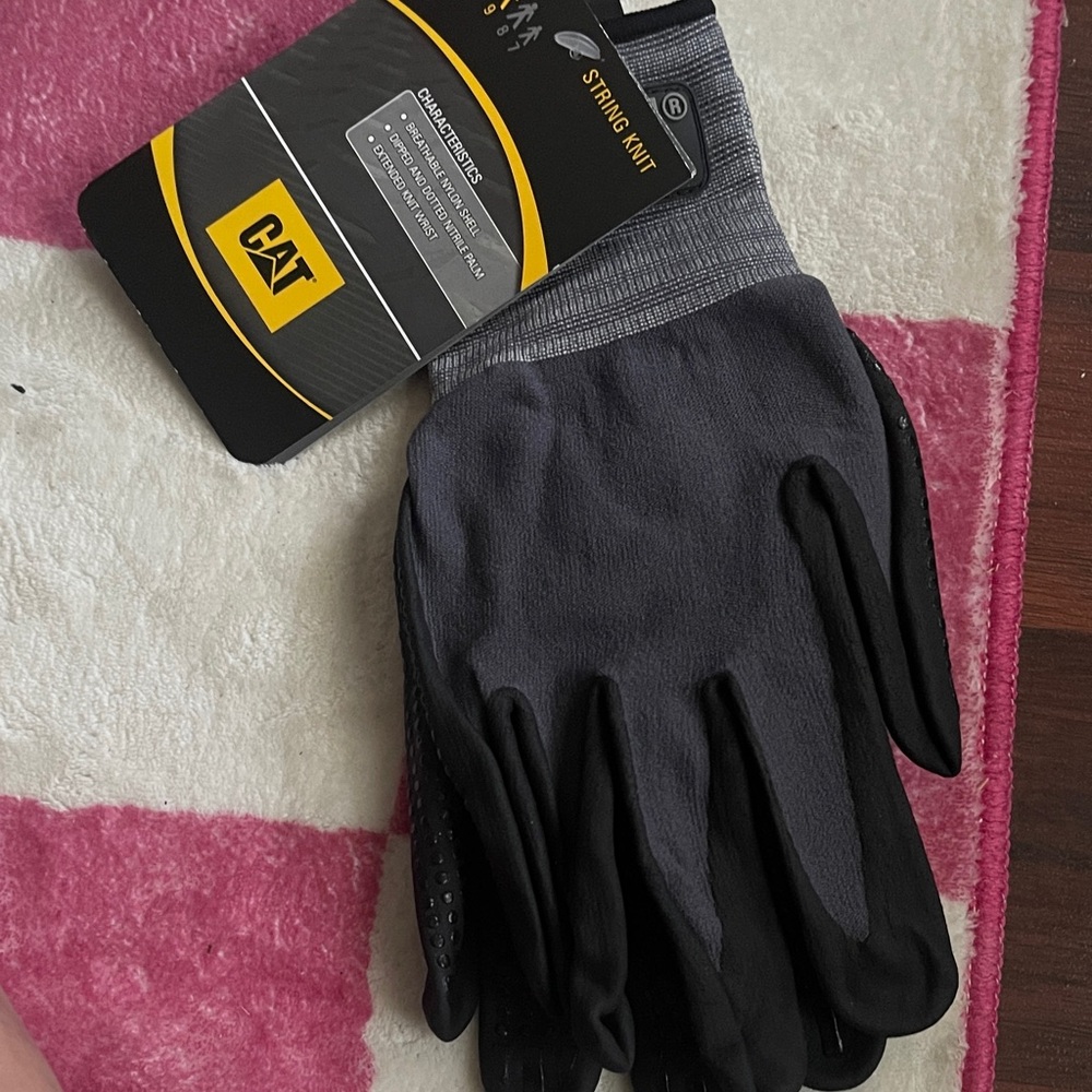 CAT Gray and Black Men's Gloves